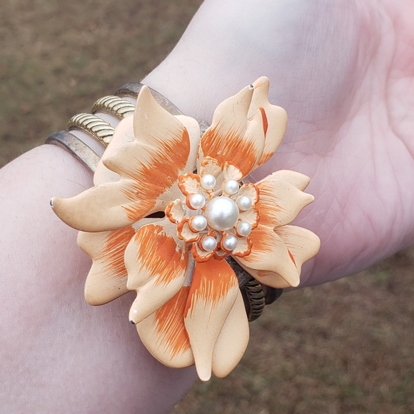 ⭐️⭐️Pink and orange flower bracelet with pearls - Picture 7 of 7